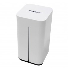 IP видеорегистратор Hikvision DS-7108NI-E1/V/W 